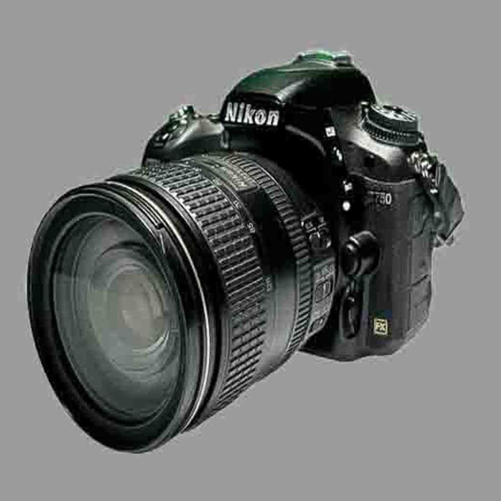 Nikon 750D